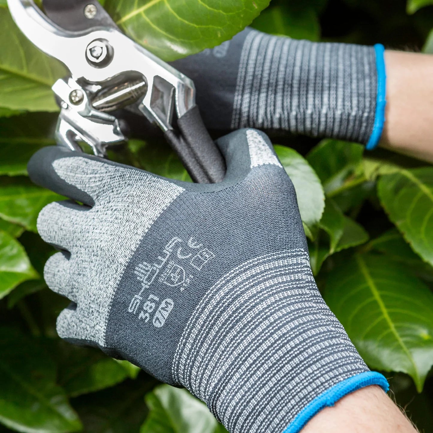 Showa 381 - General Purpose Gloves - Centre Sales